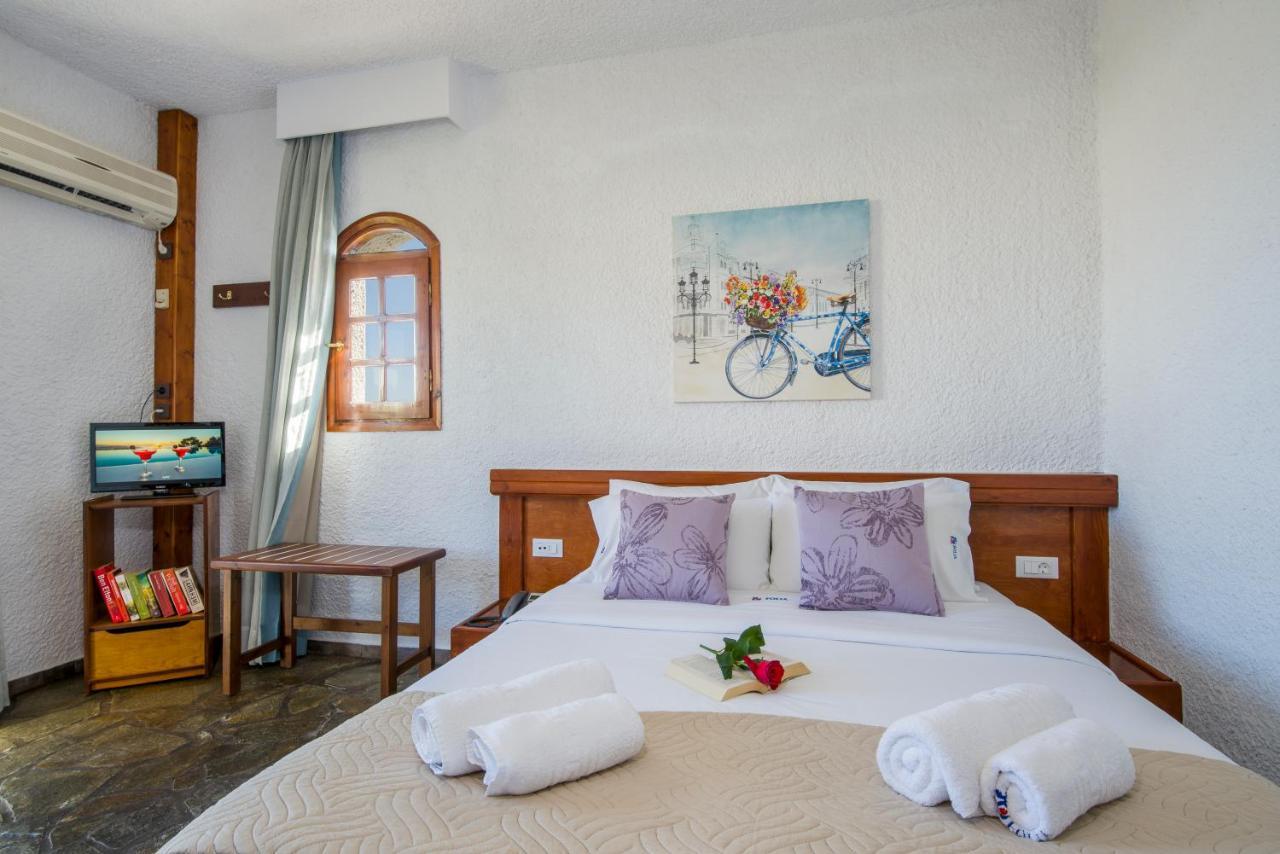 Folia Apartments Chania Agia Marina Eksteriør billede